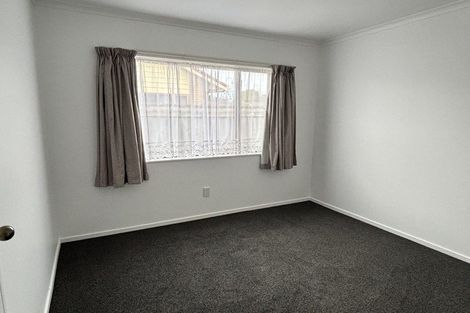 Photo of property in 5 Blythfield Place, Taradale, Napier, 4112