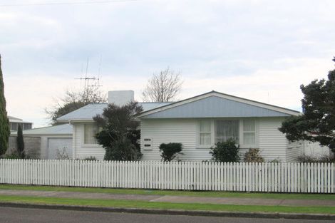 Photo of property in 4 Bennett Street, Otumoetai, Tauranga, 3110