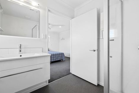 Photo of property in 30 Taiore Crescent, Marshland, Christchurch, 8083