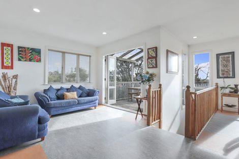 Photo of property in 26 Clayburn Road, Glen Eden, Auckland, 0602