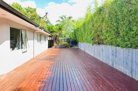 Photo of property in 2/91 Weldene Avenue, Glenfield, Auckland, 0629