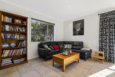 Photo of property in 371 Whitford Road, Whitford, Howick, 2571