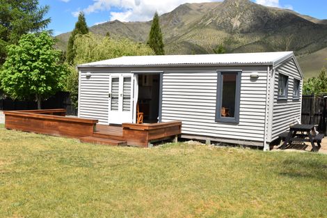 Photo of property in 14 Ahuriri Drive, Omarama, 9412