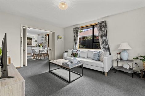 Photo of property in 1/8 Torvill And Dean Lane, Cashmere, Christchurch, 8022