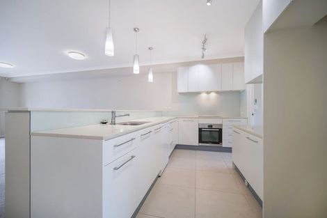 Photo of property in 33 Landmark Terrace, Orewa, 0931