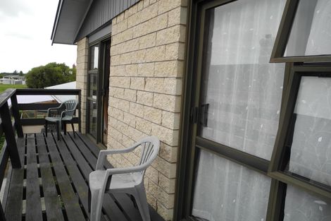 Photo of property in 12 Timaru Road, Waimate, 7924