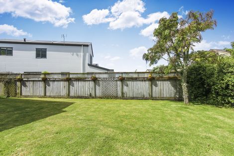 Photo of property in 29 Vinograd Drive, Te Atatu Peninsula, Auckland, 0610