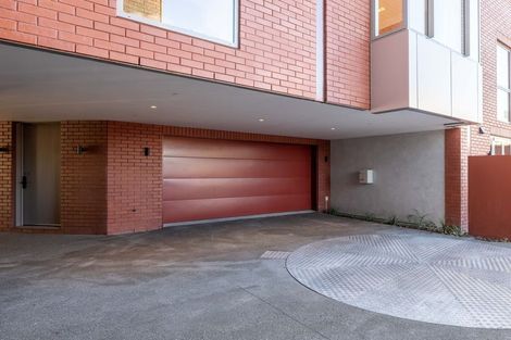 Photo of property in 1/360 Montreal Street, Christchurch Central, Christchurch, 8013