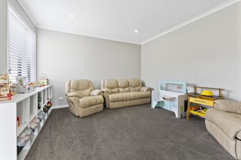 Photo of property in 9 Penny Lane, Pukekohe, 2120