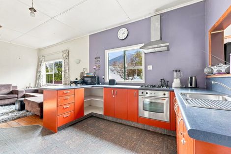 Photo of property in 34 Polson Street, Castlecliff, Whanganui, 4501