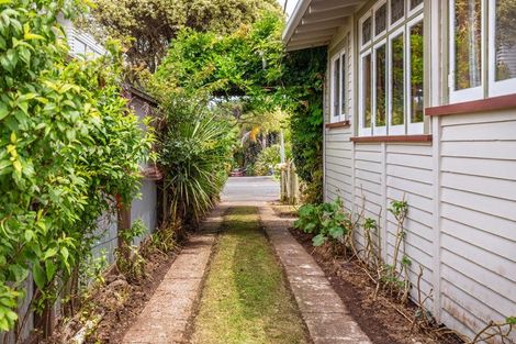 Photo of property in 29 Shackleton Road, Mount Eden, Auckland, 1024
