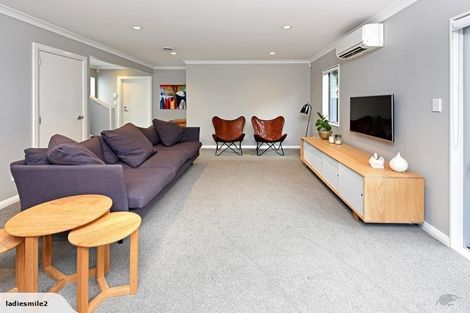 Photo of property in 69a Barrack Road, Mount Wellington, Auckland, 1060