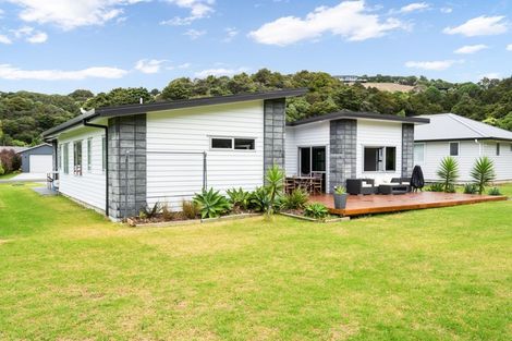 Photo of property in 6 Platinum Place, Matapouri, Whangarei, 0173