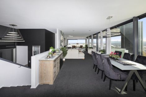 Photo of property in 12 Harry Ell Drive, Cashmere, Christchurch, 8022