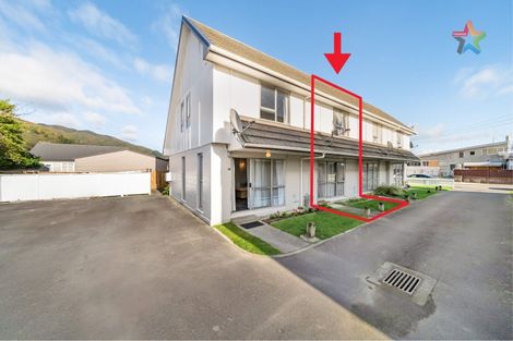Photo of property in 4c Flock Grove, Fairfield, Lower Hutt, 5011