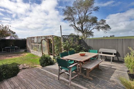 Photo of property in 63 Saint Heliers Crescent, Aranui, Christchurch, 8061