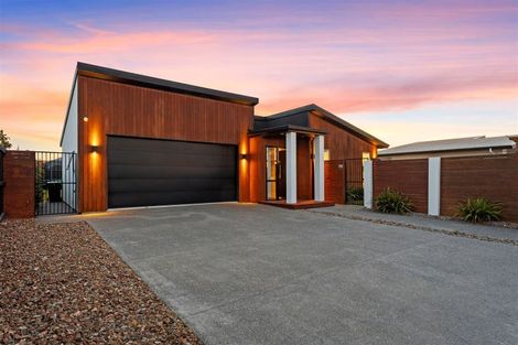 Photo of property in 28 Wakeman Way, Kaiapoi, 7630