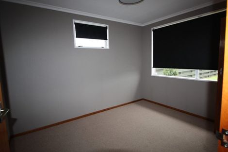 Photo of property in 12 Raglan Avenue, Cloverlea, Palmerston North, 4412