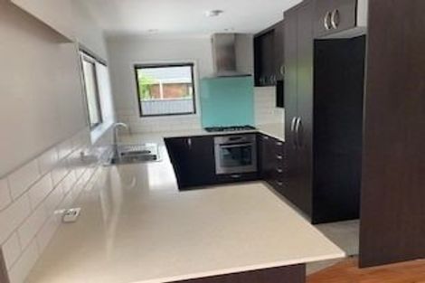 Photo of property in 1/50 Edgeworth Road, Glenfield, Auckland, 0629