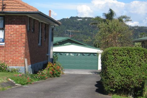Photo of property in 34a Savoy Road, Glen Eden, Auckland, 0602