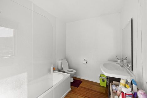 Photo of property in 26 Frances Street, Manurewa, Auckland, 2102