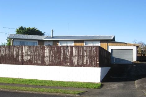 Photo of property in 37 Gainsborough Street, Manurewa, Auckland, 2102