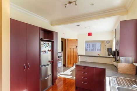 Photo of property in 27 Guthrie Street, Waterloo, Lower Hutt, 5011