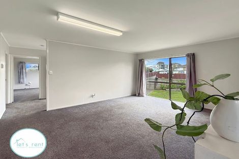 Photo of property in 15 Rangataua Place, Manurewa, Auckland, 2102