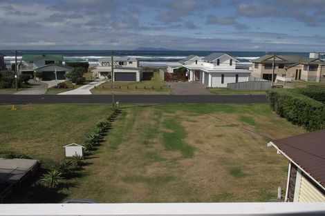 Photo of property in 6 Shaw Road, Waihi Beach, 3611