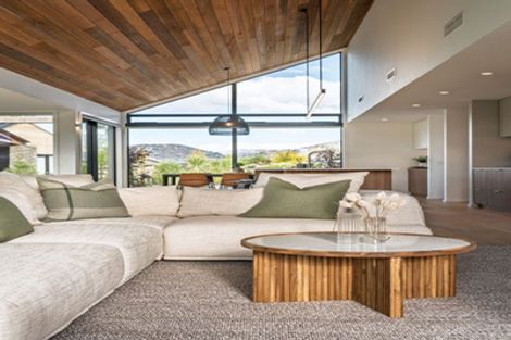 Photo of property in 16 Mccaw Mews, Wanaka, 9305