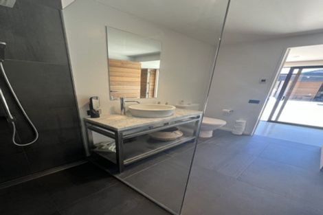 Photo of property in 1 Larkins Way, Arthurs Point, Queenstown, 9371