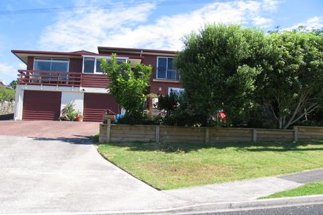 Photo of property in 1/6 Tipau Street, Torbay, Auckland, 0630