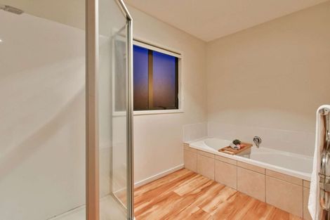 Photo of property in 122b Alfriston Road, Manurewa, Auckland, 2105