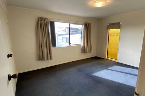 Photo of property in 12a Tamaki Bay Drive, Pakuranga, Auckland, 2010