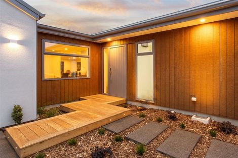 Photo of property in 84 Leistrella Road, Hoon Hay, Christchurch, 8025