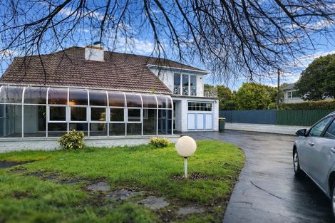 Photo of property in 21 Lyndhurst Road, Te Atatu South, Auckland, 0610