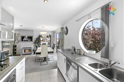 Photo of property in 1a/10 Park Avenue, Epuni, Lower Hutt, 5011