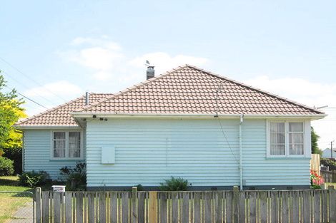 Photo of property in 9 Doreen Street, Aranui, Christchurch, 8061