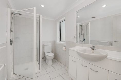 Photo of property in 1/7 Belle Verde Drive, Sunnynook, Auckland, 0630