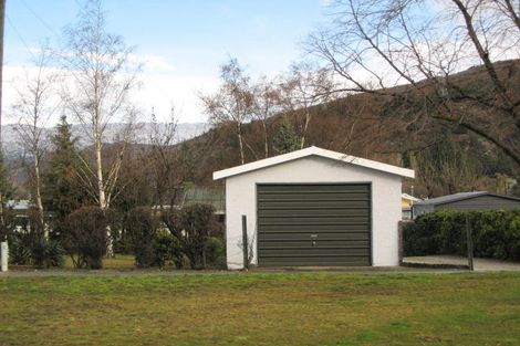 Photo of property in 75-77 Sunderland Street, Clyde, 9330