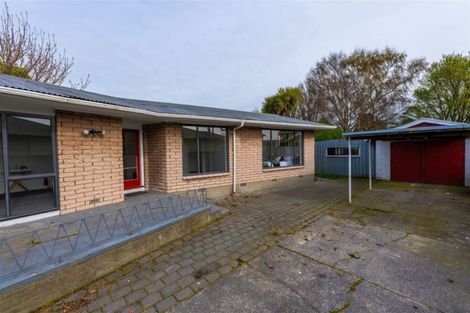 Photo of property in 6 Gladson Avenue, Sockburn, Christchurch, 8042