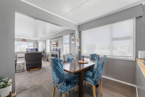 Photo of property in 95 Stanners Street, Eltham, 4322