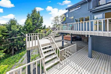 Photo of property in 60 Cheriton Road, Mellons Bay, Auckland, 2014