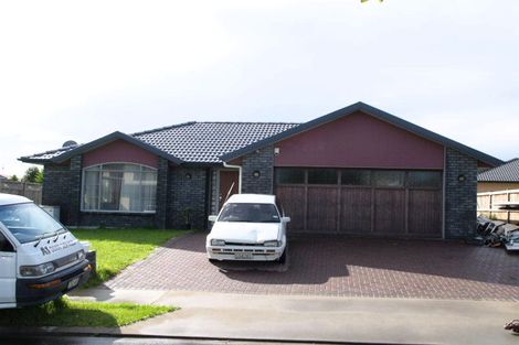 Photo of property in 10 Erne Crescent, East Tamaki, Auckland, 2016