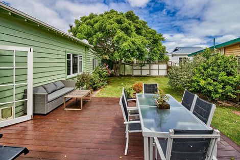 Photo of property in 5 Mason Street, Moera, Lower Hutt, 5010