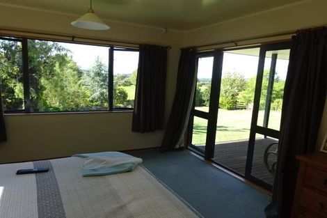 Photo of property in 166 Rimmer Road, Helensville, 0875