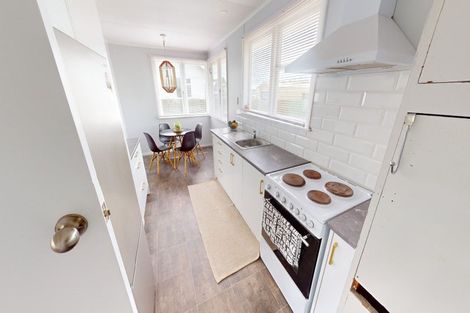 Photo of property in 42 Ruapehu Street, Castlecliff, Whanganui, 4501