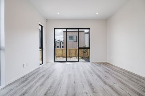 Photo of property in 11 Tokarewa Close, Mount Wellington, Auckland, 1062