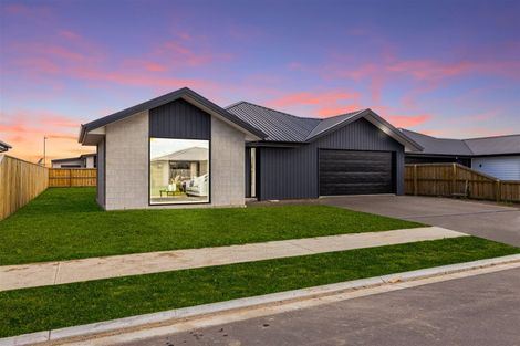 Photo of property in 11 Hayshed Street, Rolleston, 7614