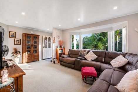 Photo of property in 2312 State Highway 16, Helensville, 0875